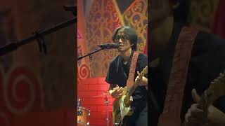 Download lagu Fiersa Besari - April (Live At GAC) #fiersabesari #april #rk #konser #livemusic mp3