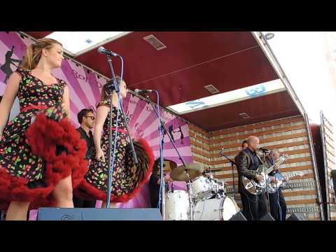 Crazy Cadillac [2] (You're the) Devil in Disguise (Zoetermeer, Sweetlake, 8-7-2017)