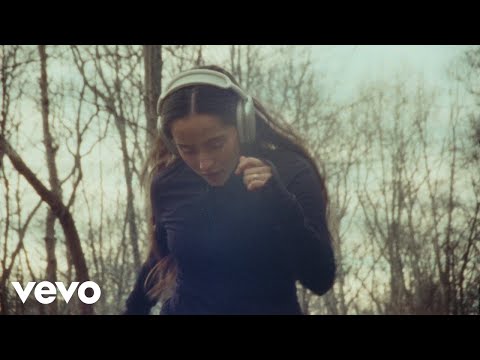 Evaluna Montaner - Rollitos de Papel (Official Video)