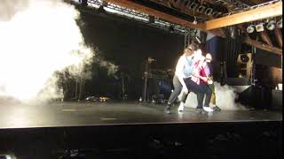 Christine And The Queens Damn (what must a woman do)