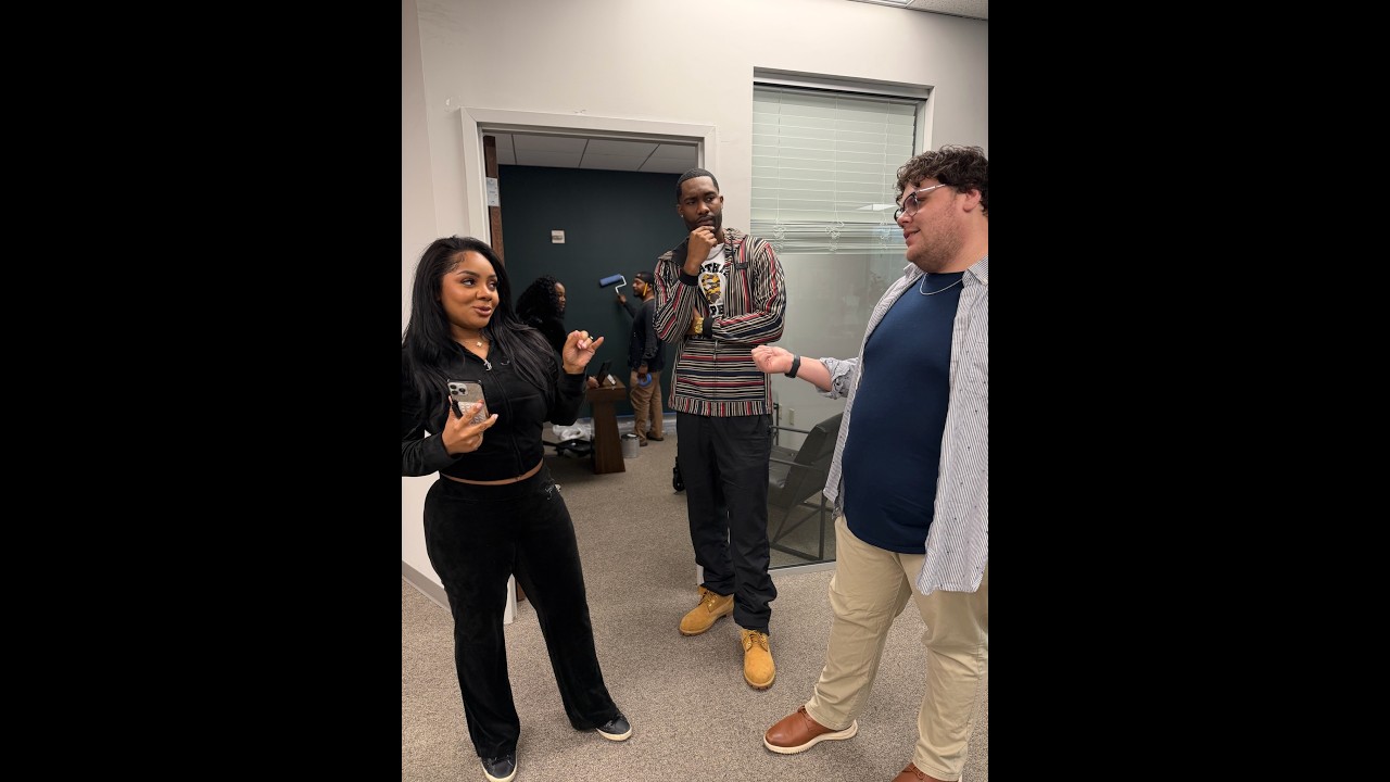 Chase gets caught subleasing his office space to Shania and Candace tries to cover for him