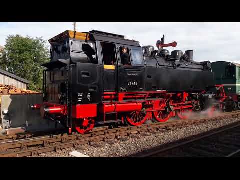 Stoomlocomotief 64415 bij Apeldoorn en Beekbergen