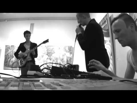 Maikameikers - Elu - Live @ Tartu Art Museum
