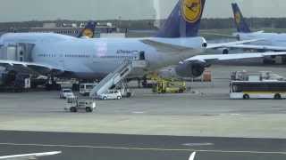 preview picture of video 'Aruna & Hari Sharma Flying Lufthansa LH 446 from Frankfurt to Denver Int Airport, Nov 05, 2013'
