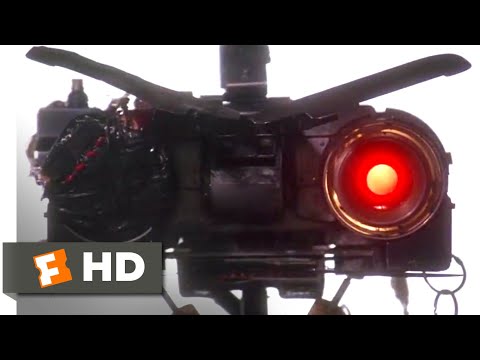 Short Circuit 2 (1988) - Bad Robot Scene (8/10) | Movieclips