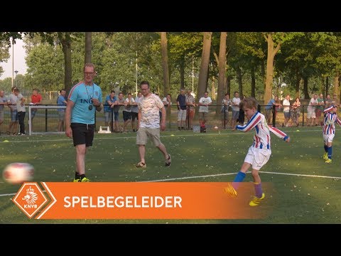 Nieuw in het pupillenvoetbal: De rol van de spelbegeleider