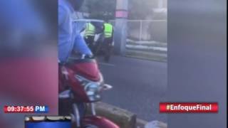 Amet dispara al neumático de una jeepeta cuando conductora quiere doblar en U Amet dispara al neumático de una jeepeta cuando conductora quiere doblar en U