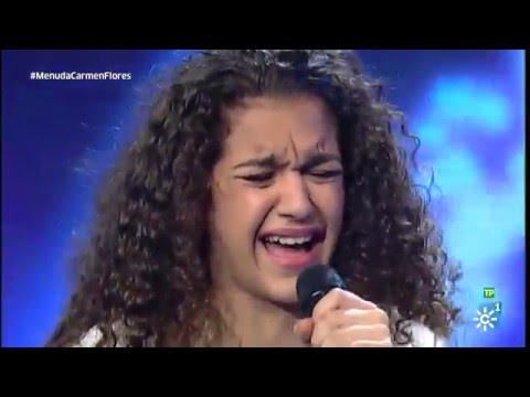 claudia la chispa  canta   pena , penita , pena..  en menuda noche