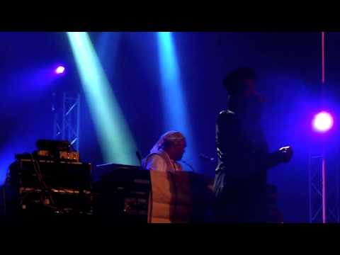 Iration Steppas Live feat Tena Stelin - Locks @ Telerama Dub Festival