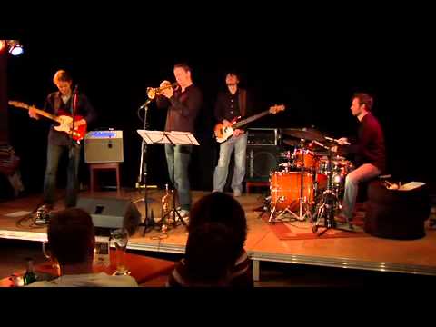 Troyal feat. Frederik Köster performing 