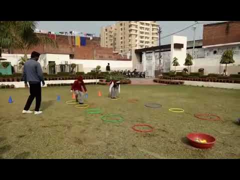 Pass through the Hoop race