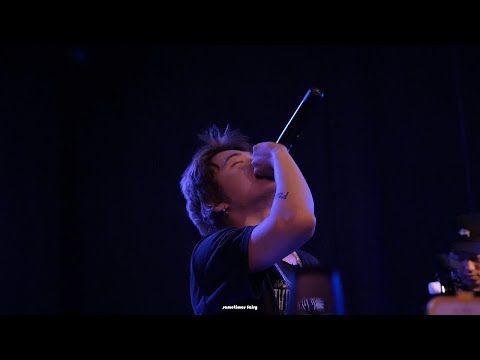 [4K 60P] 190118  블루 (BLOO) - Hennessy