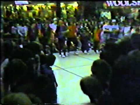 Cosmic Crew- White Oaks Breakdance Challenge 1984