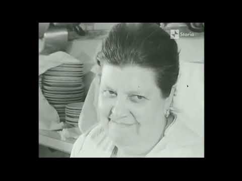 Sora Lella (Mrs Lella) - Pollo alla romana ( Roman Chicken )