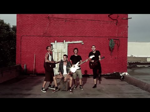 Brothers Moving - Train (official video)