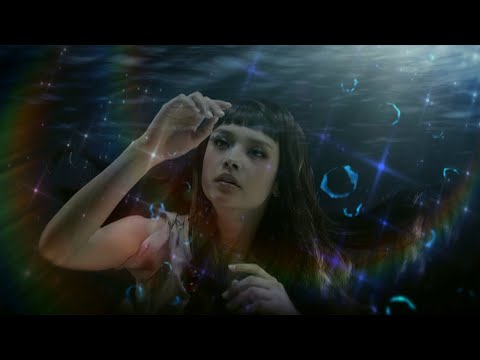 Seira Kagami - Follow Me feat.Sound Around［OFFICIAL MUSIC VIDEO］