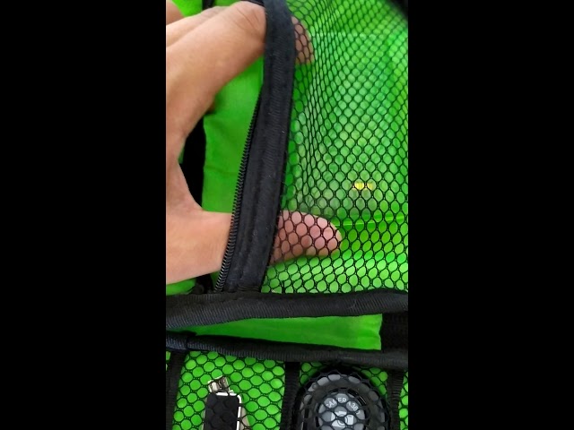 Vídeo relacionado con FIREDOG Bolsas a prueba de olores, bolsa a prueba de olores con cerradura para almacenamiento de viaje (9.5 x 6.5 pulgadas, negro)