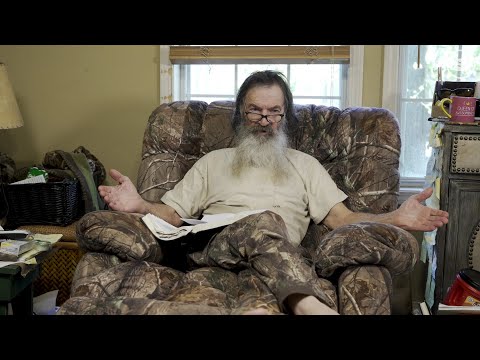 Gun Confiscation Would Destroy Our National Security | Phil Robertson