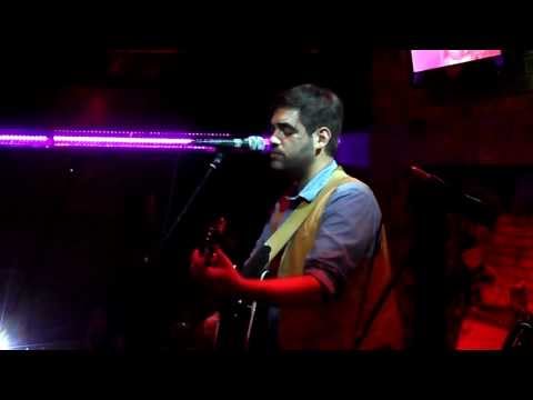 Mauricio Sanchez LOS CLAXONS opening Juan Solo NACHOS&GANGAS-Antes que al mio