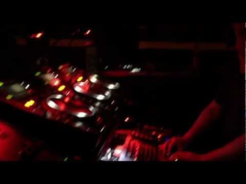 Martinez plays Outstrip - Thank You Alex (Alex Piccini Dub Remix) [Inmotion Music]