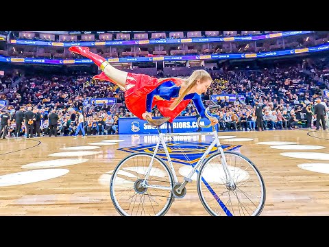 Supergirl on bike - In Game Performance Golden State Warriors - Violalovescycling