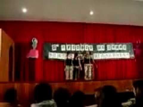 Mr Z - Bootykiller is played at a school and performed by a dancegroup (www.mrzworld.com)