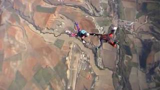 preview picture of video 'Paracaidismo Pirineos. Jaca'