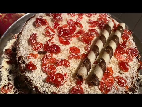White Forest Cake for Christmas 💛🌲|| White chocolate Cake || Sresta Kitchen