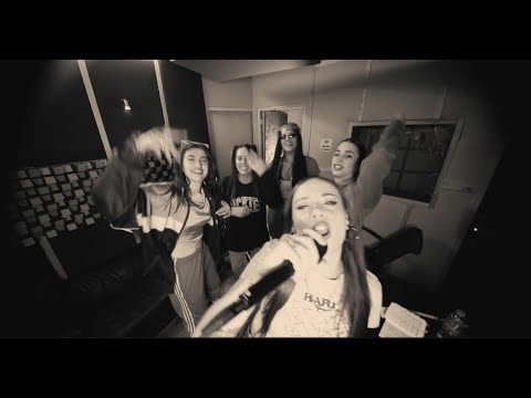 CHULA CYPHER (SANTA SALUT, MIRA, MS MORRIS, VIKKIE & LUNAR)