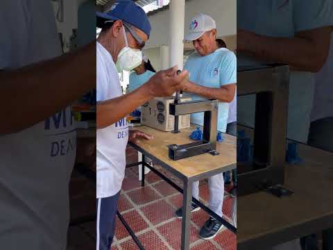 Manos que inspiran: Emprendimiento Bolívar Mayor.