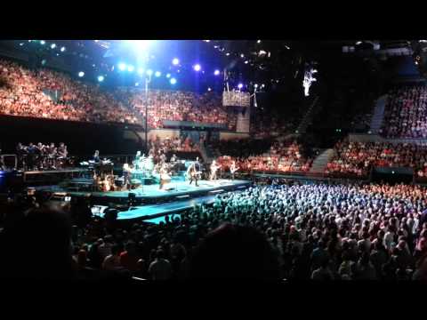 Bruce Springsteen w/ Tom Morello - Wrecking Ball / Death to My Hometown - Brisbane Aus - 16-3-13