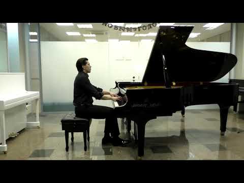 Vladlen Petrov plays Chopin and Rachmaninoff