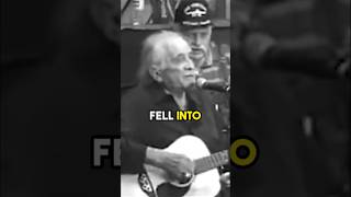 Johnny Cash&#39;s final concert gives us CHILLS!