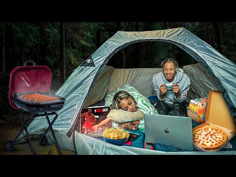 OVERNIGHT CAMPING IN OUR BACK YARD CHALLENGE!