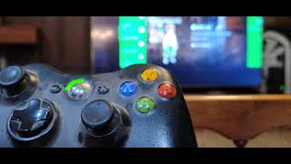How to use an XBOX 360 Controller without a battery pack.