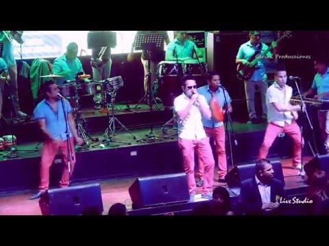 MEDLEY MANOLITO - Orquesta Salsara || Karamba Latin Disco