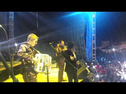 Los Titanes De Durango & Jaziel Avilez - Mientes Tan bien / Tragos de Amargo Licor