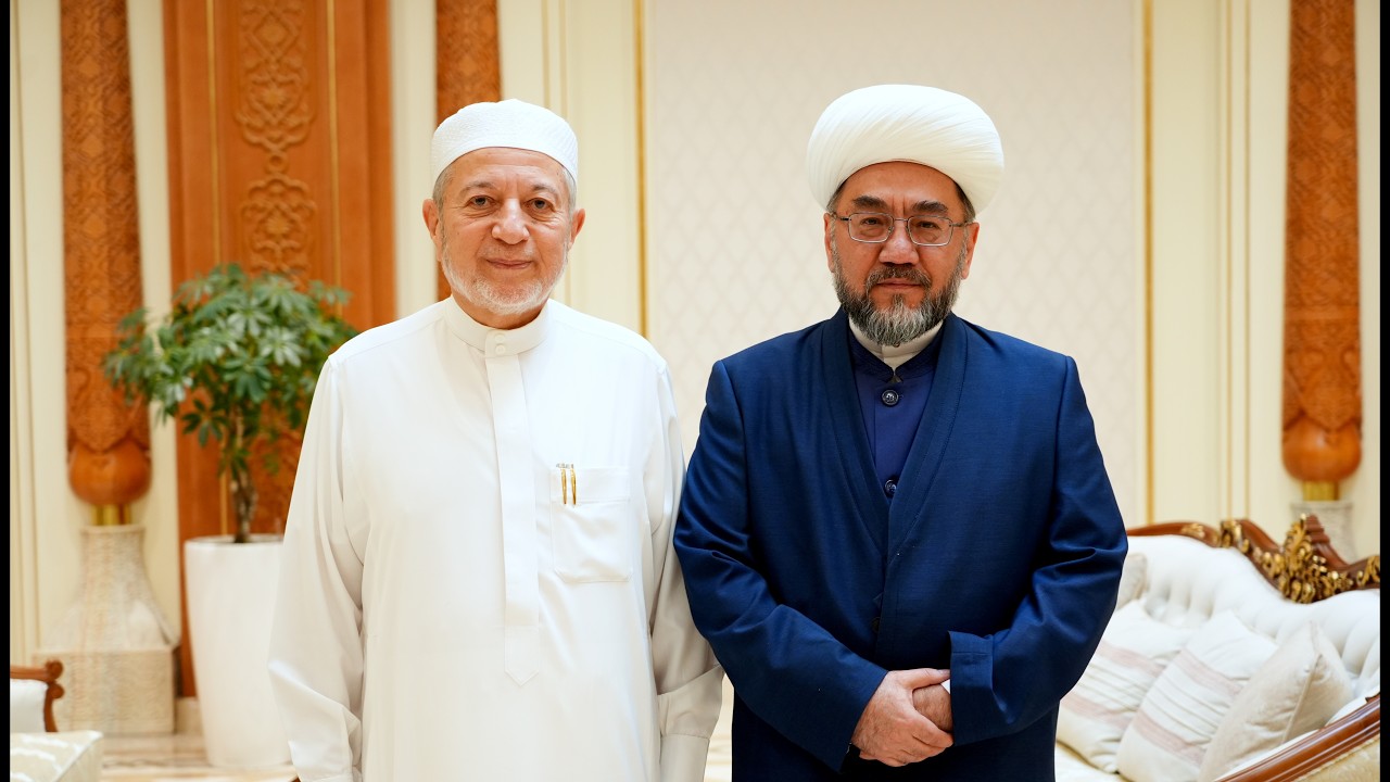🌙 Muftiy hazratlarining Shayx Ayman Suvayd bilan samimiy muloqotlari