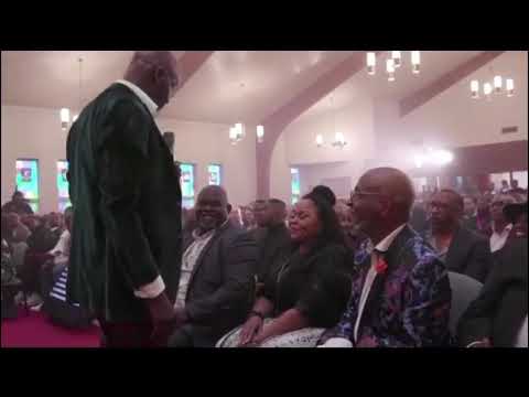 Ricky Dillard FT. Tamela Mann You're the lifter