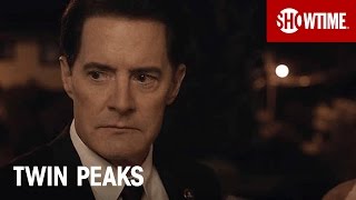 Twin Peaks | Some Familiar Faces 25 Years Later | SHOWTIME Series (2017)