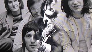 kinks    &quot; I&#39;m on an island &quot;        2019 remix.