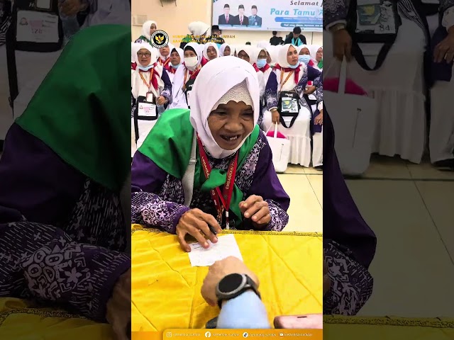 Pelantikan Petugas Haji Embarkasi Padang 2026