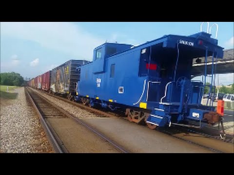 [MUST SEE] [CSX] 5231 Leads Q438-10 With A Nicely Painted Caboose In Fayetteville NC