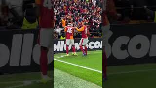 Miniaturka - Noa Lang’dan Metin Oktay Selamı Juventus Maçı