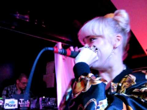 Roxy Cottontail performs "Let's Make Nasty" w/ Eyeris @ The Jam! (April 27, 2010 @ Ella in NYC)