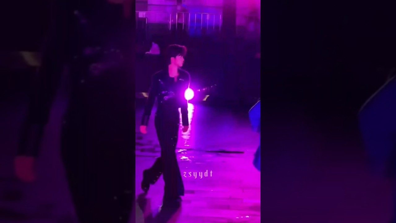 God, he is so tall and handsome!!🔥🫠💙 [14.09.2024] #ziyu #wusuowei