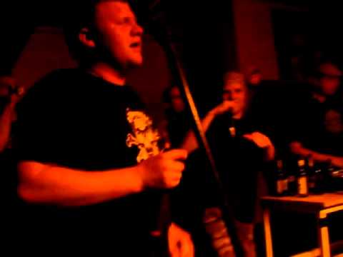 SBK Basement (JOKAZ + SCHROTTBOYKOTT) - Tag der Tat + Raus aus dem Sumpf - Inside Club