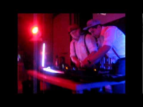 KID KOMAS @ 2° ANIVERSARIO by NEON KNIGHTS.wmv