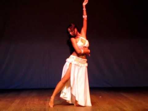 Karen Tjioe - 1º lugar (modalidade percussão) no XII Festival Interamericano Árabe CIAD 2010