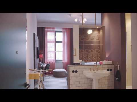 05 Extra Large Room - 25hours Hotel Munich The Royal Bavarian